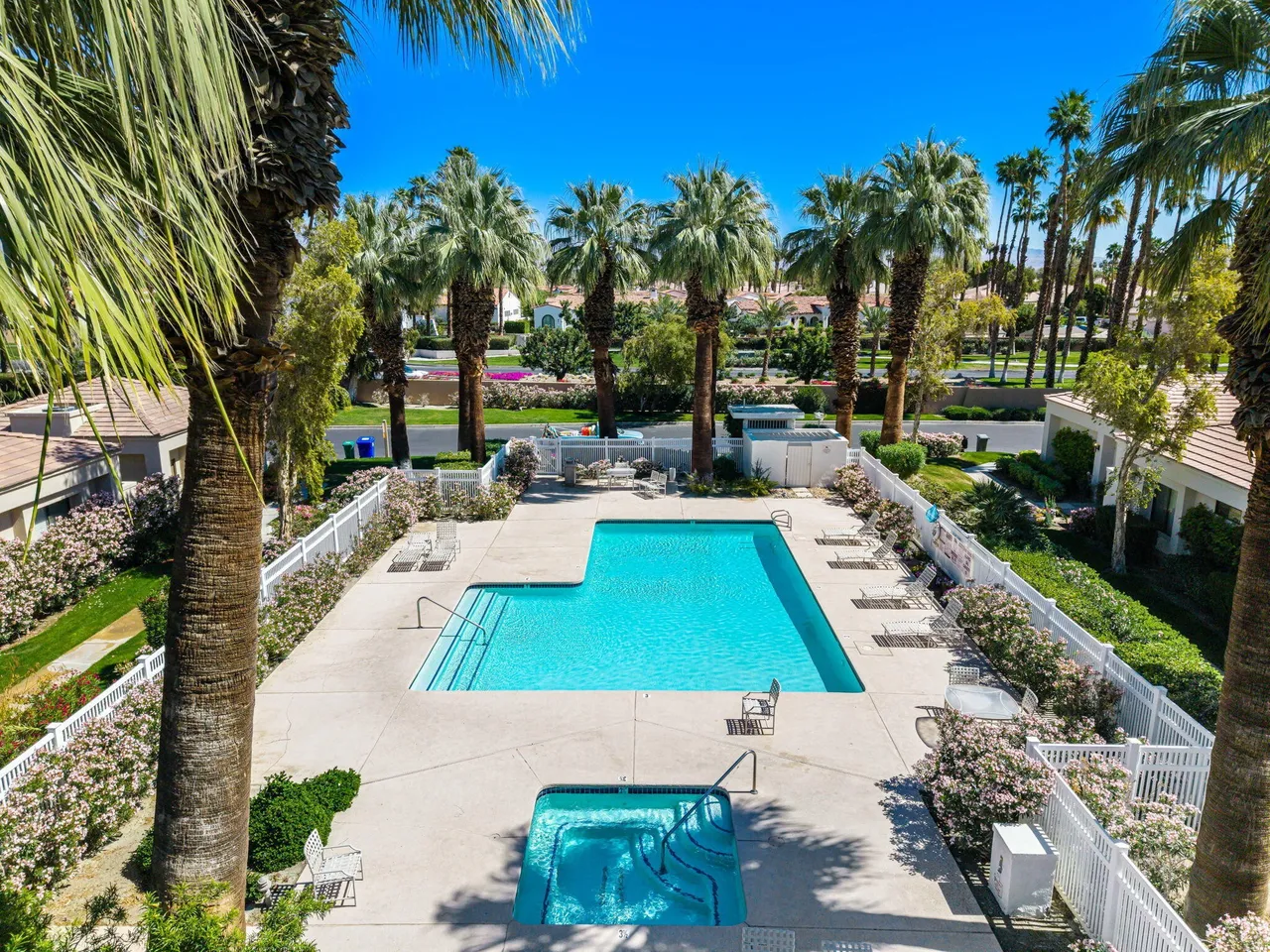 Community pool