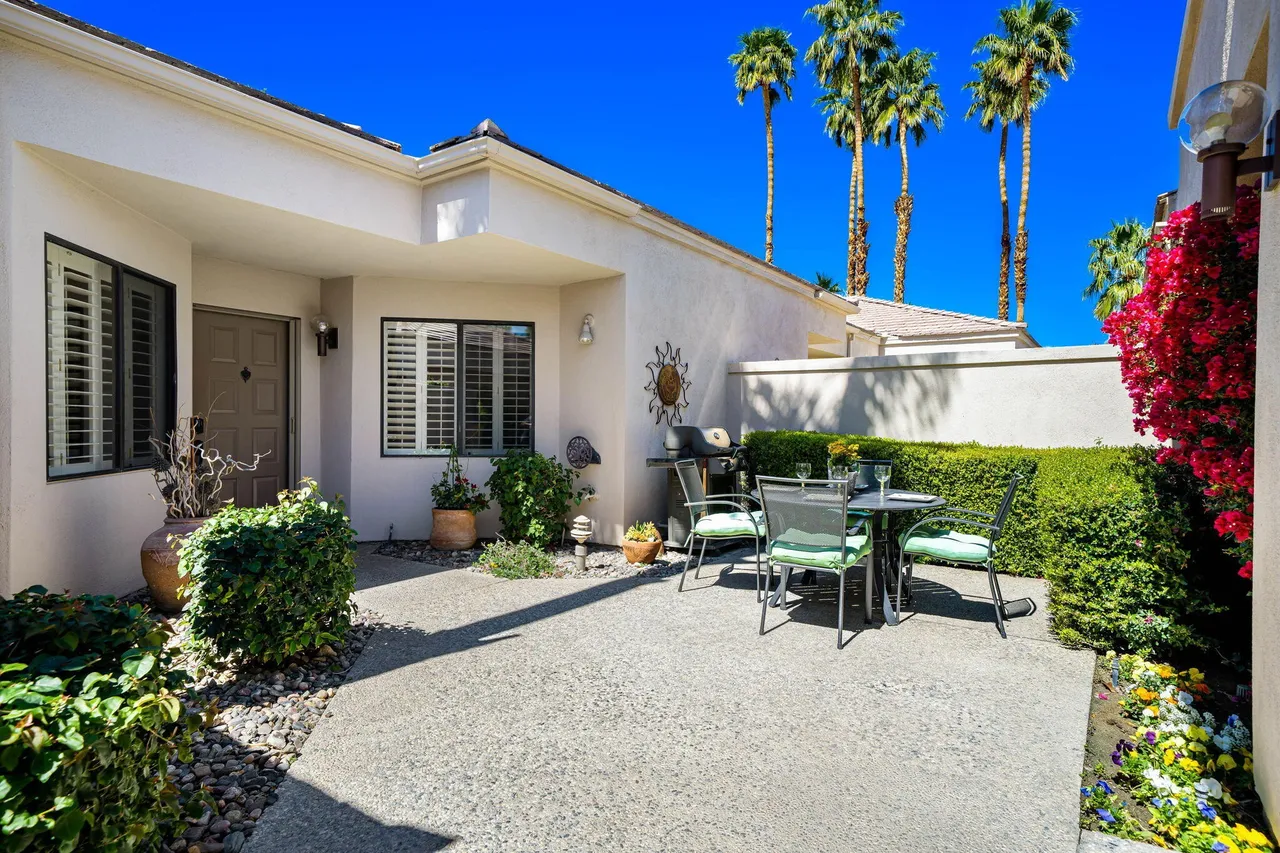 Front patio with grill